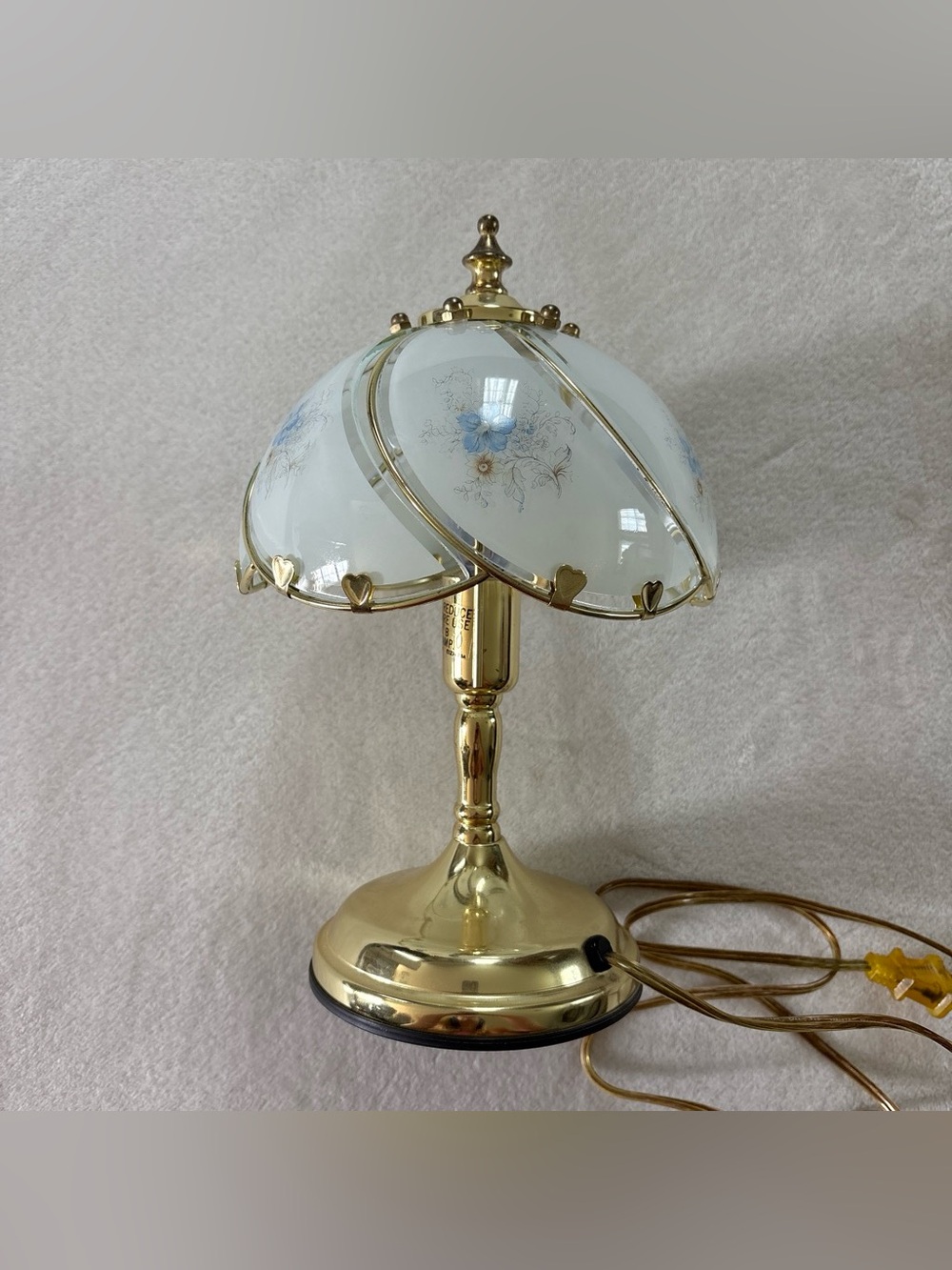 Vintage Cottage Hollywood Table Lamp Floral Glass Shade 3 Way